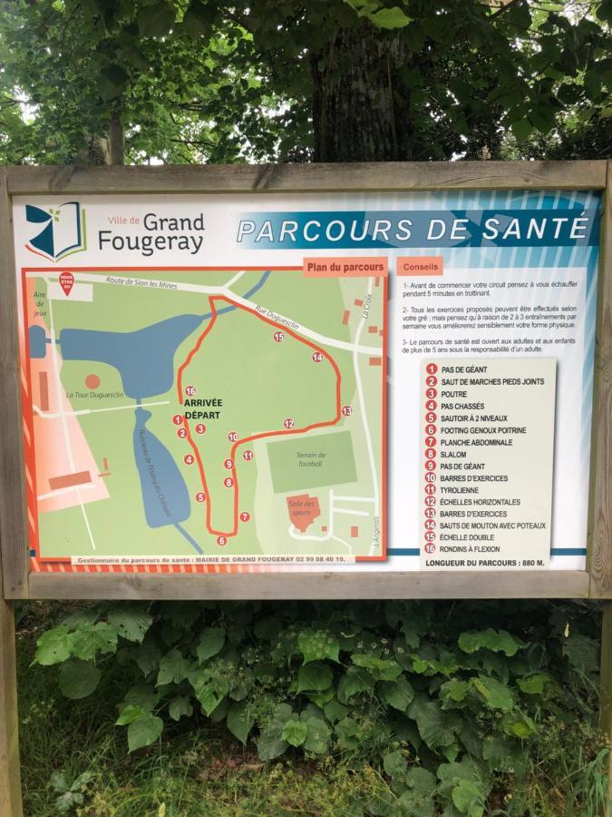 L'Etape De La Tour Leilighet Grand-Fougeray Eksteriør bilde